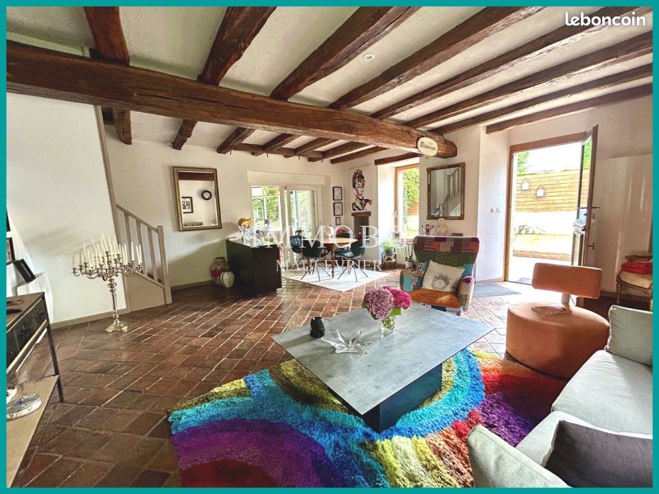 Maison 7 pièces 170 m² · à Nuaillé · 170 m² · 332 800 €