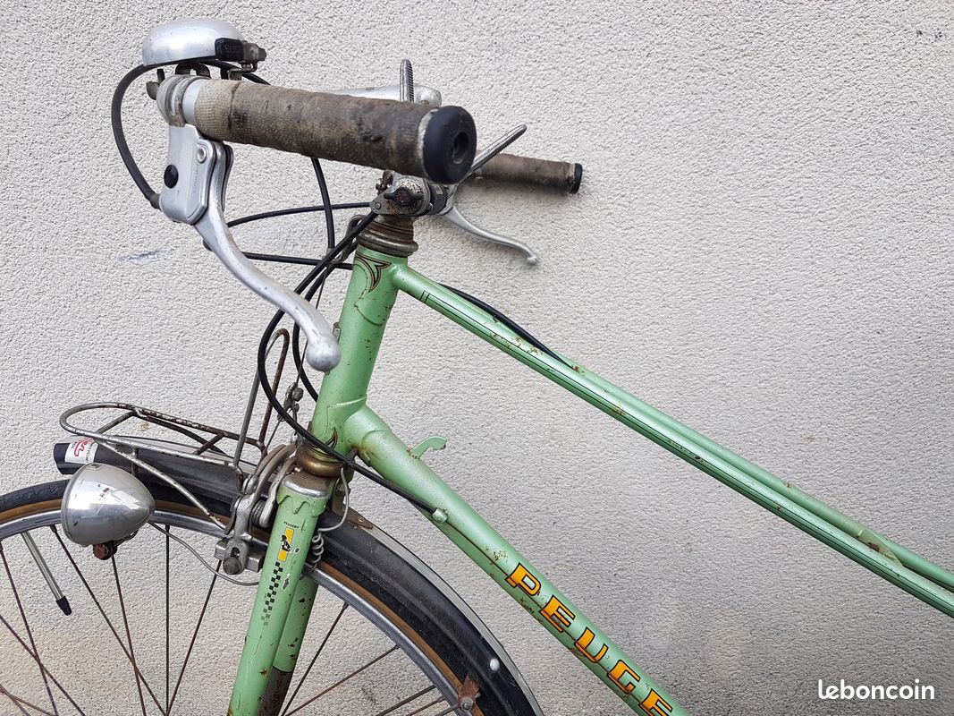 Vélo Peugeot vintage (image 2)