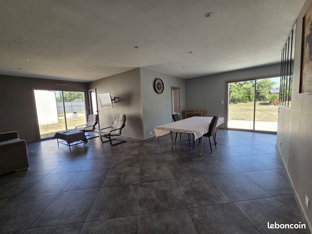 Maison 6 pièces 119 m² · à Cugand-la-Bernardière · 119 m² · 365 000 €