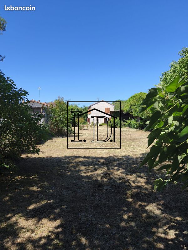Maison 8 pièces 133 m² · à Eymet · 133 m² · 183 750 €
