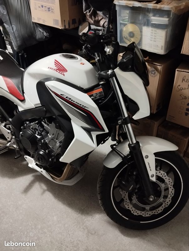 Cb 650f ,vente ou échange - Motos