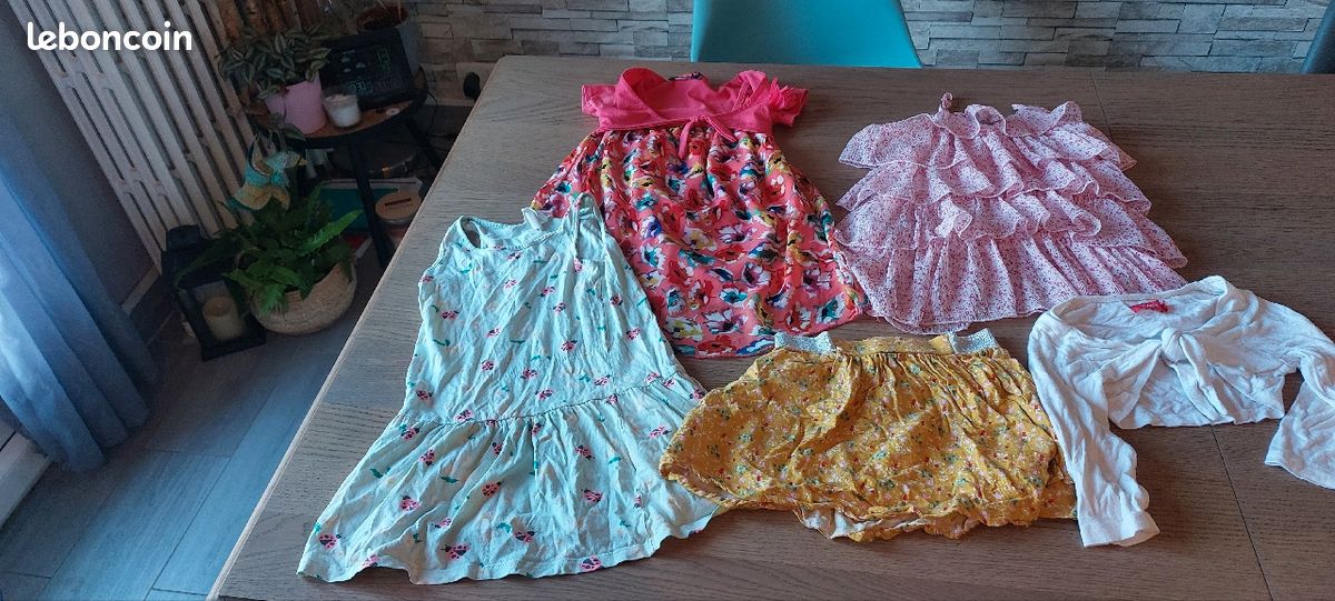 Lot de robe fille 4 ans (image 1)