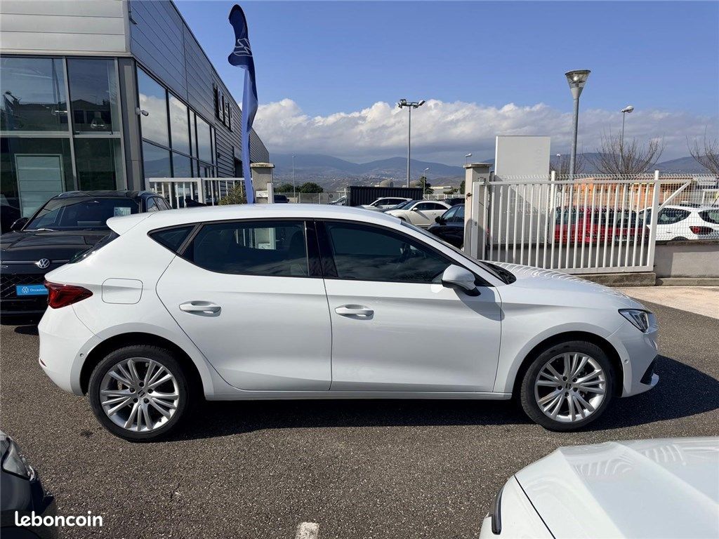 Seat Leon IV 1.5 ETSI HYBRID 115 DSG7 Copa (image 4)