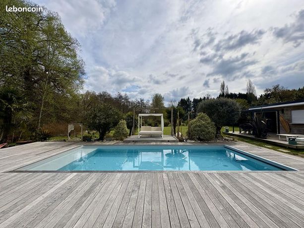 Maison 5 pièces 202 m²