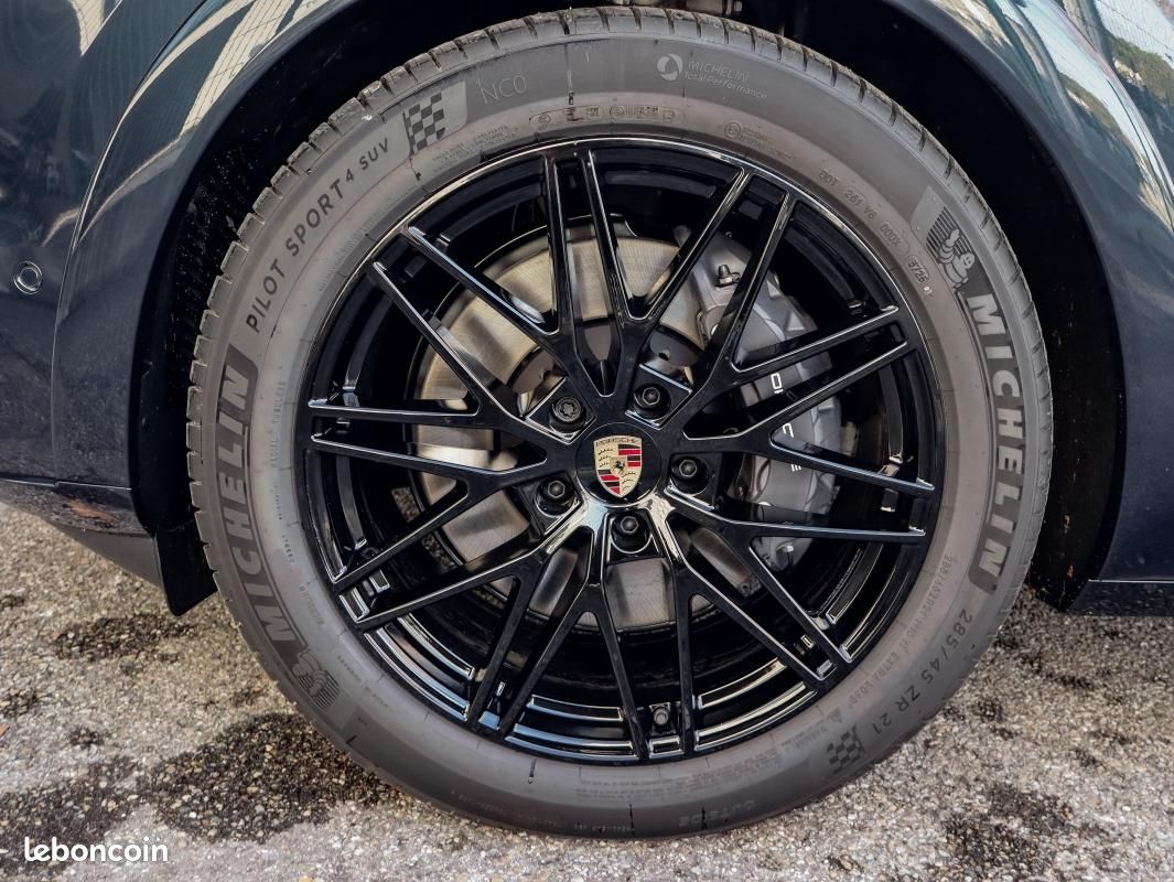 Porsche Cayenne E-Hybrid 3.0 V6 470 ch Black Edition (image 4)