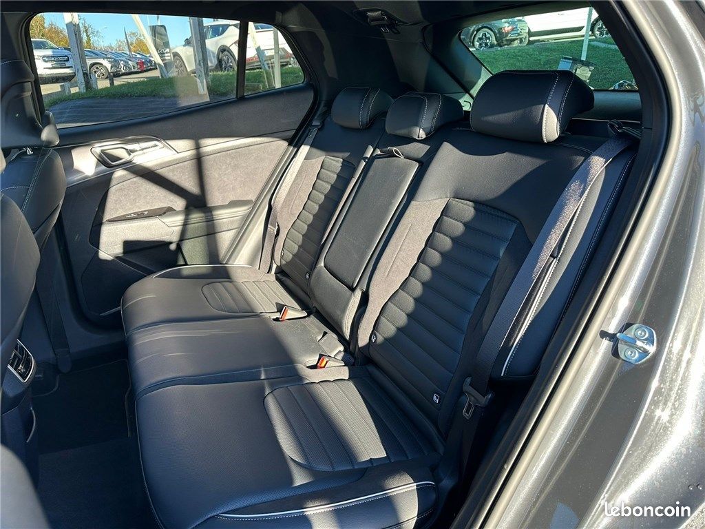 Kia Sportage V 1.6 T-GDI 210CH ISG HYBRIDE BVA6 4X2 GT-line Premium (image 6)