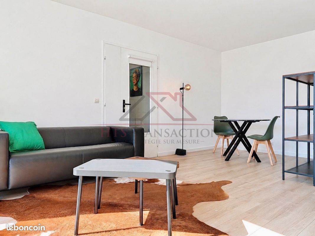 Appartement 4 pièces 120 m² · à Annemasse · 120 m² · 680 €