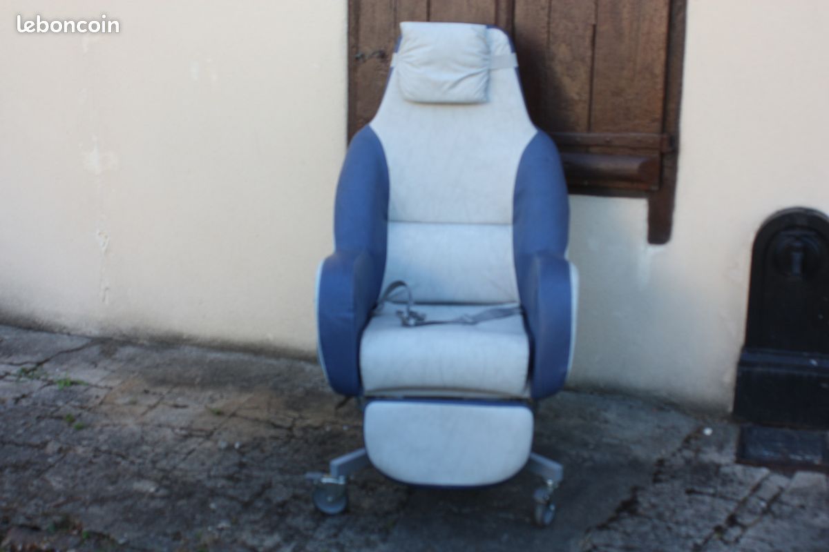 Fauteuil (image 1)