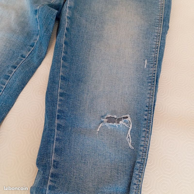 Jean femme Zara taille 38 - Vêtements