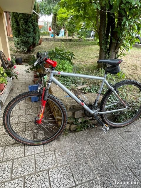 Vends velo VTT (image 1)