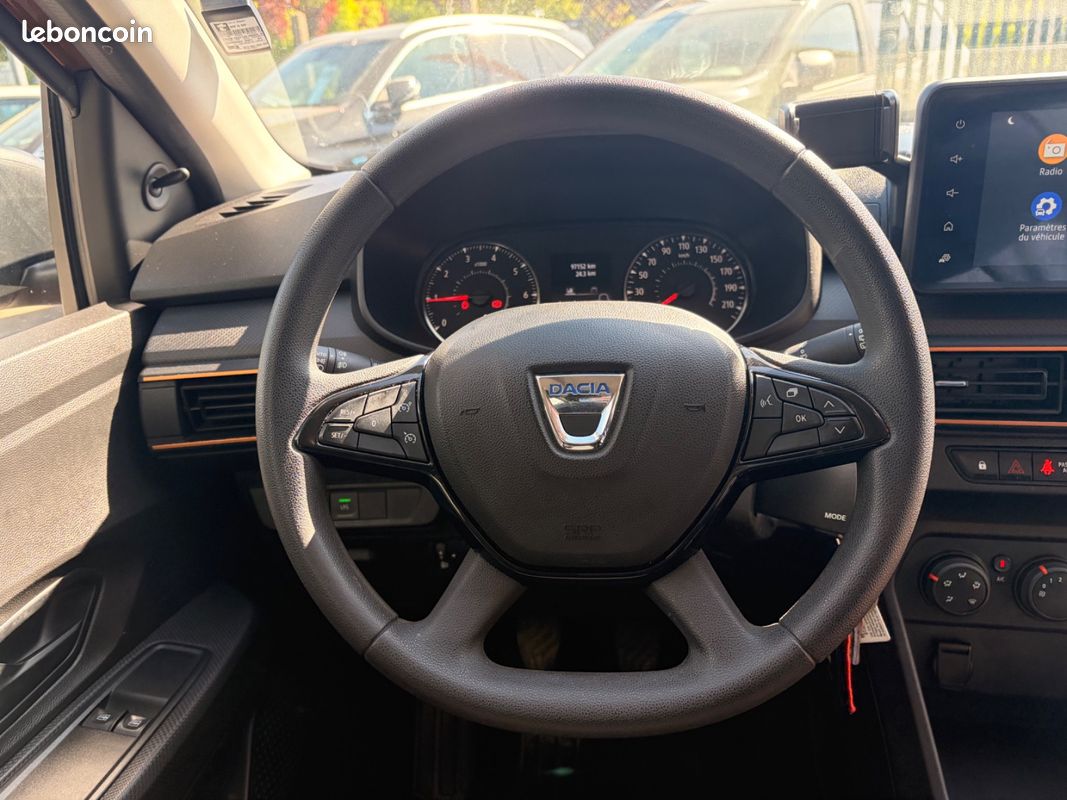 DACIA Sandero III Stepway 1,0TCE 100ch Comfort (image 12)