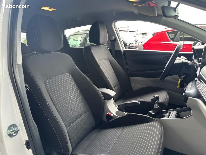 Hyundai i20 1.0 T-GDi 100ch Hybrid Intuitive (image 21)
