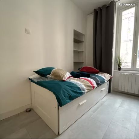 Appartement studio meublé - proche Gare — 1