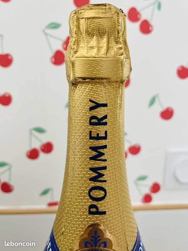 Jéroboam factice Champagne Pommery “Brut Royal” 3L – Pièce de décoration luxe mariage événementiel (image 4)