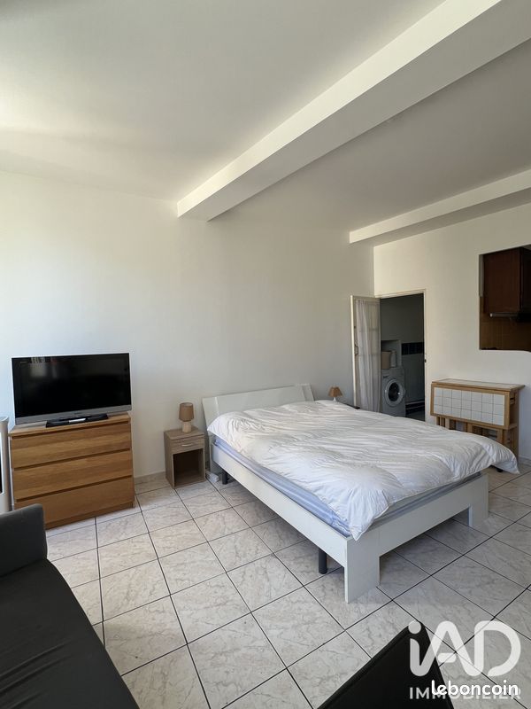 Appartement 1 pièce 26 m² · à Le Luc · 26 m² · 56 000 €