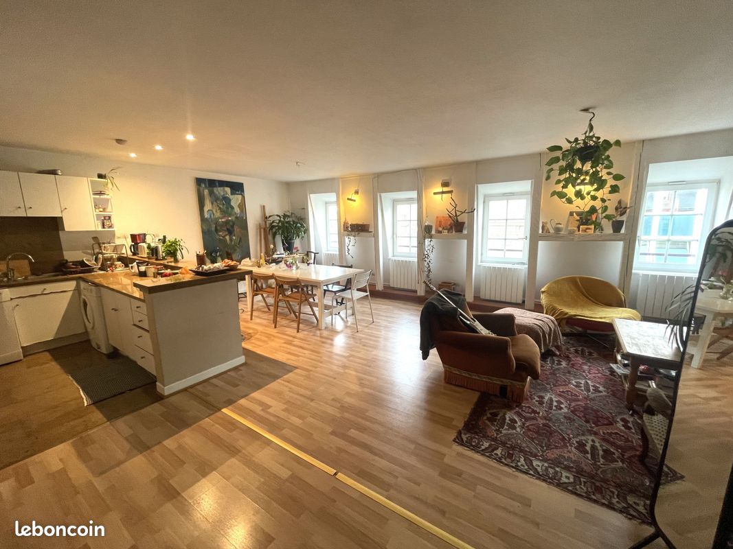 Appartement 5 pièces 119 m² · à Strasbourg · 119 m² · 1 420 €/mois