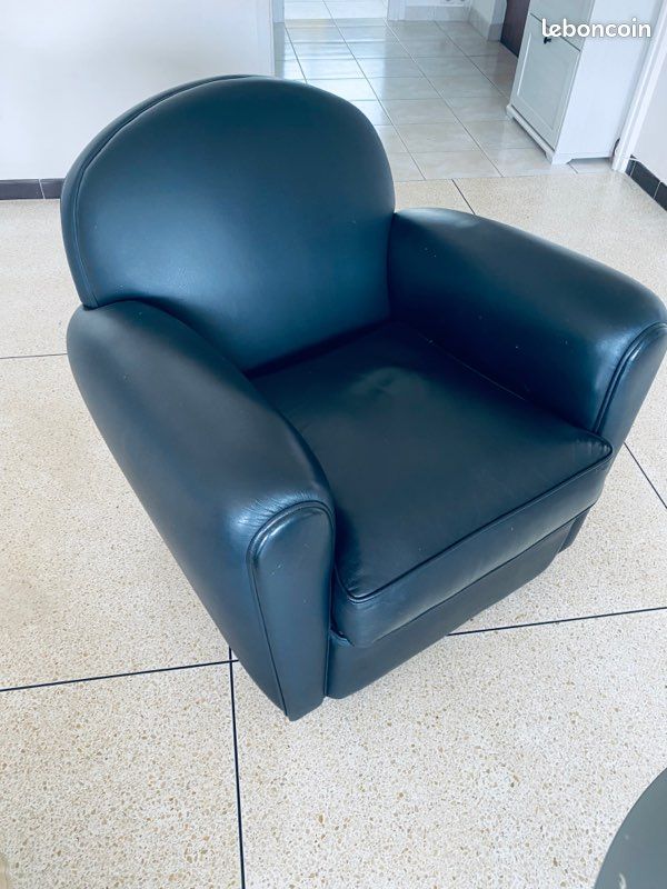 Fauteuil cuir noir (image 2)