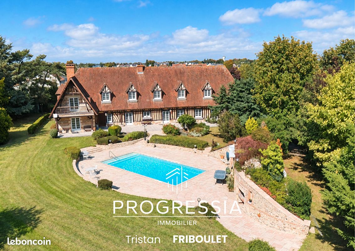 Maison 11 pièces 408 m² · à Montivilliers · 408 m² · 895 000 €