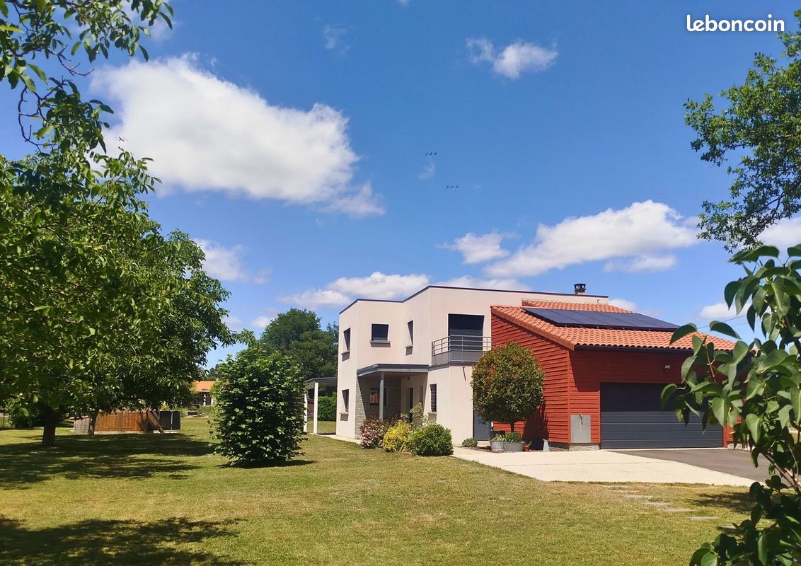 Maison 5 pièces 153 m² · à Lezoux · 153 m² · 389 000 €