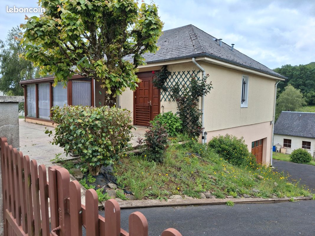 Maison 6 pièces 82 m² · à Chamberet · 82 m² · 93 000 €