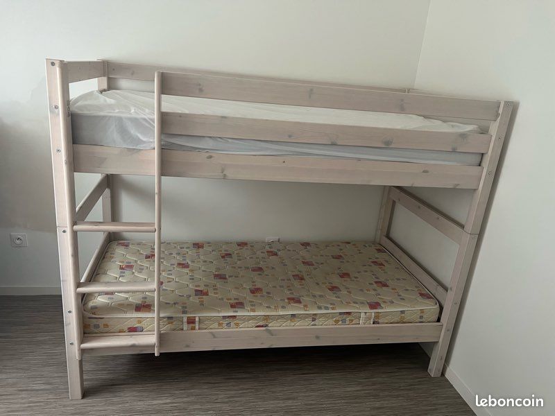 Lit superposé en bois très bon état et très propre (image 3)
