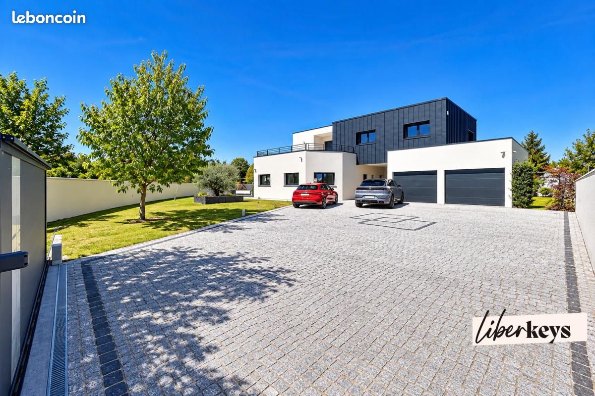 Maison 8 pièces 250 m² · à Olivet · 250 m² · 879 900 €