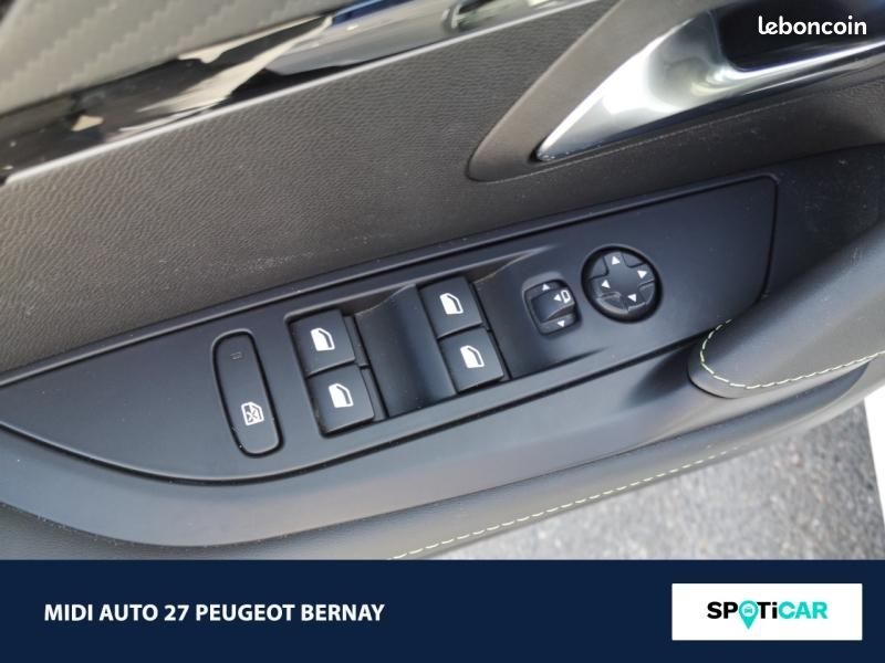 Peugeot 208 1.2 Hybrid 110ch GT e-DCS6 (image 12)