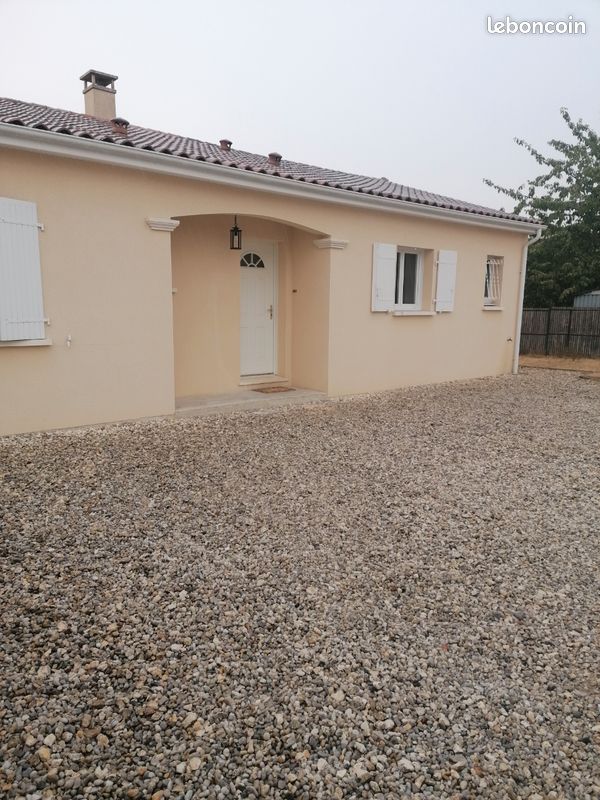 Maison 3 pièces 75 m² · à La Couronne · 75 m² · 880 €