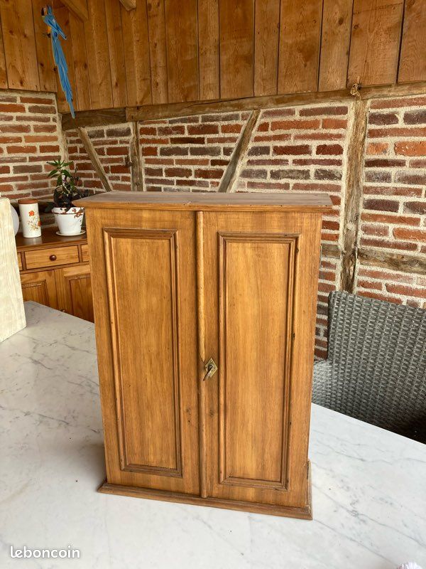 Armoire à clés (image 1)