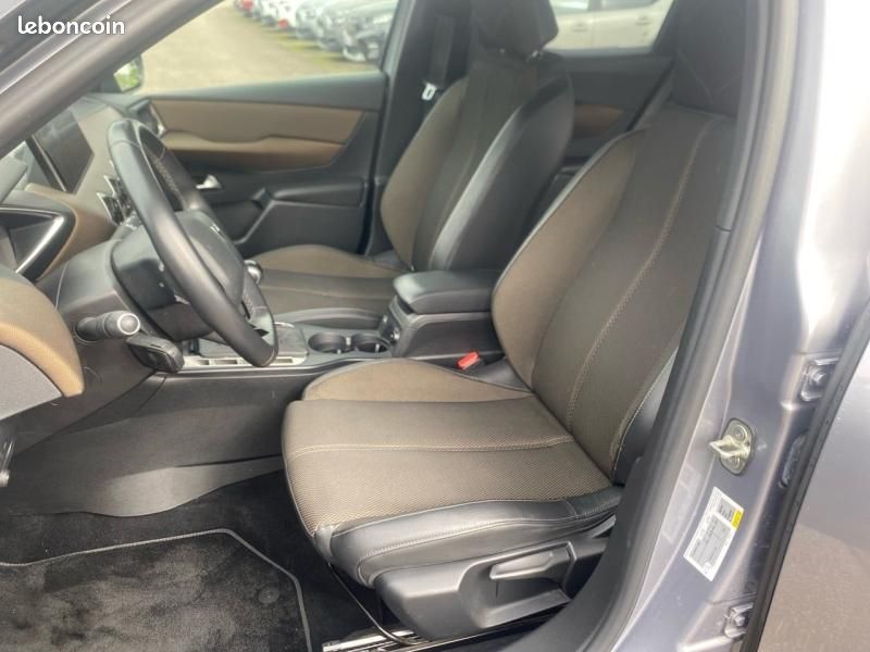 Ds DS 3 Crossback PureTech 100 So Chic / GPS + CAMERA (image 9)
