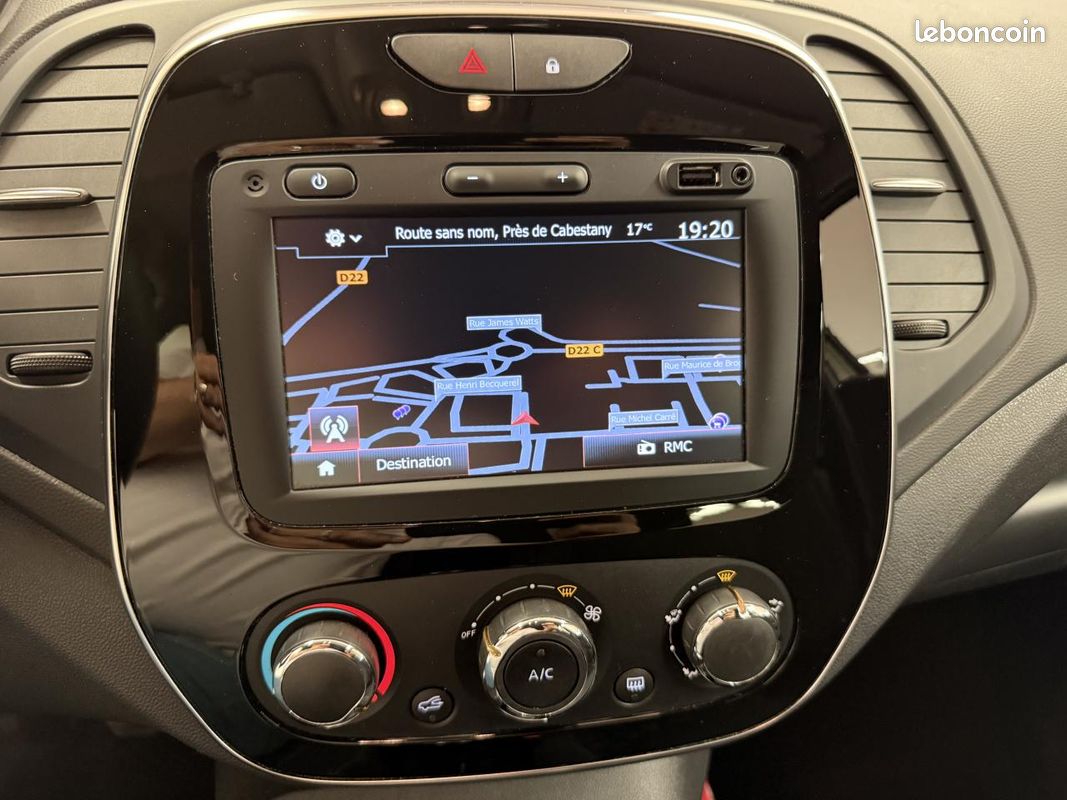 RENAULT CAPTUR 90ch Limited (image 19)
