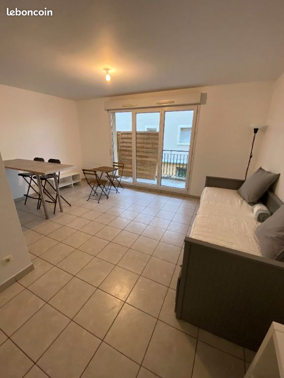 Appartement 1 pièce 25 m² · à Vaulx-en-Velin · 25 m² · 584 €/mois