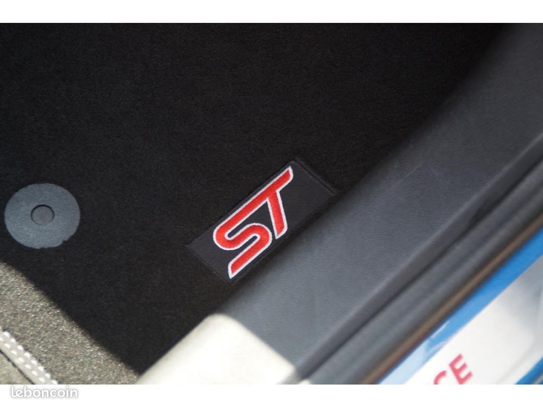 FORD FOCUS IV ST SW 2.3 EcoBoost 280cv BVM6 + OPTIONS (image 18)