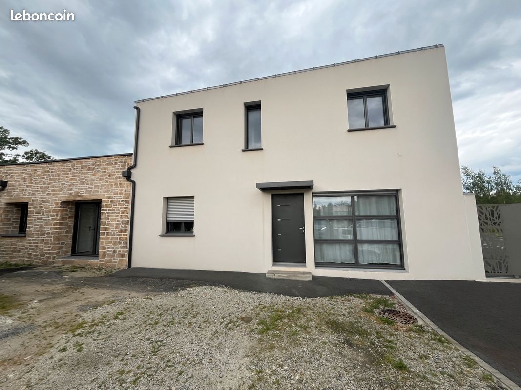 Maison 8 pièces 163 m² · à Vallet · 163 m² · 450 000 €