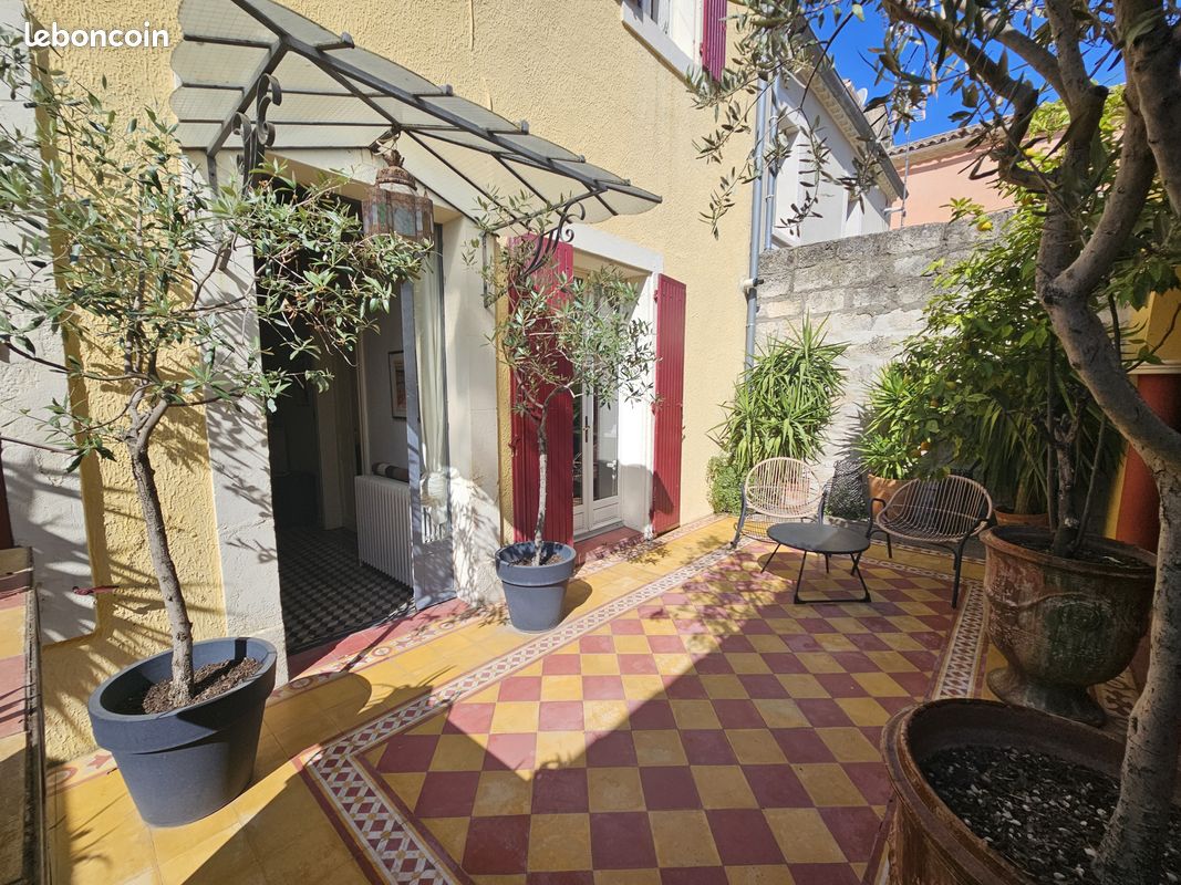 Maison 5 pièces 123 m² · à Aigues-Mortes · 123 m² · 490 000 €