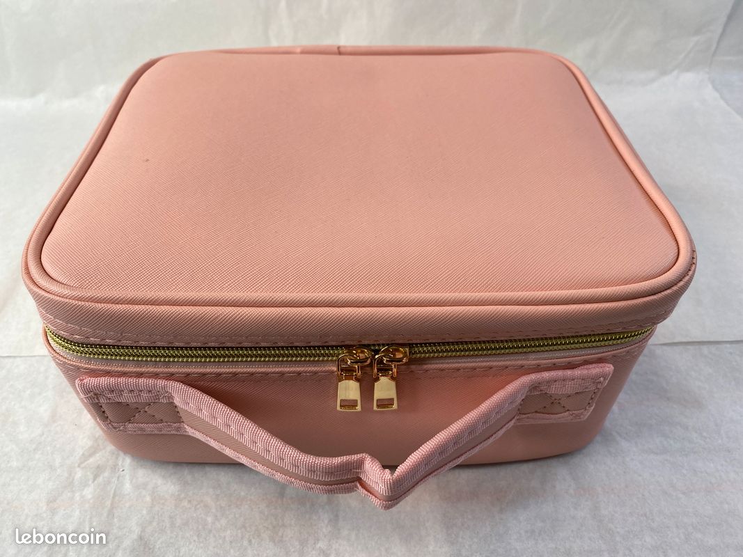 Trousse de maquillage de voyage avec miroir éclairé (image 1)
