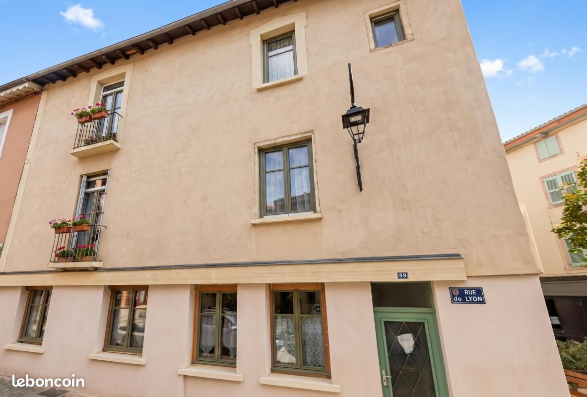 Appartement 2 pièces 73 m² · à Saint-Symphorien-sur-Coise · 73 m² · 650 €/mois