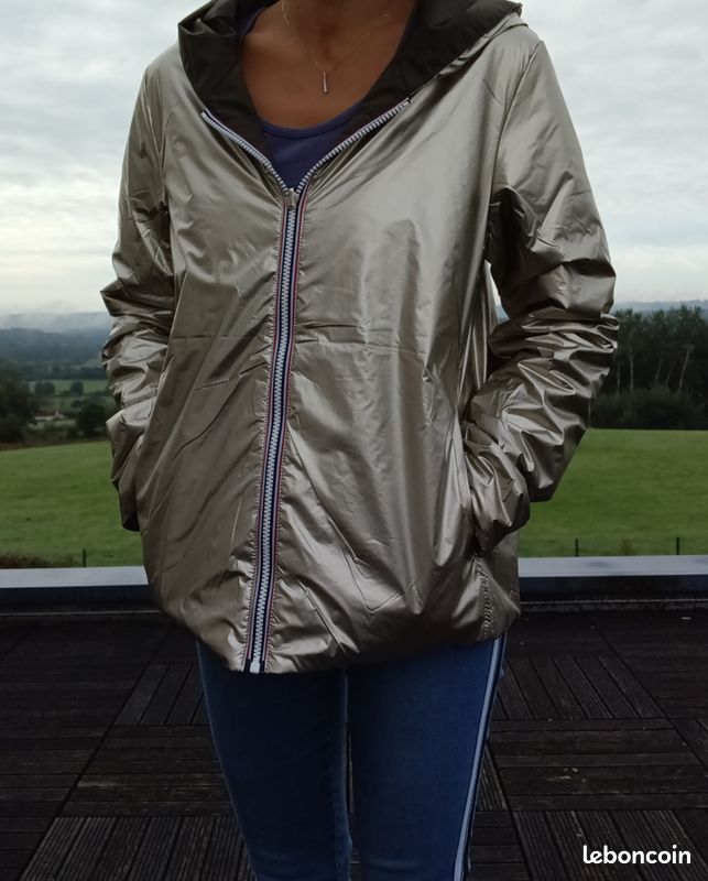 Manteau Laura Jo court réversible imperméable kaki doré (image 4)