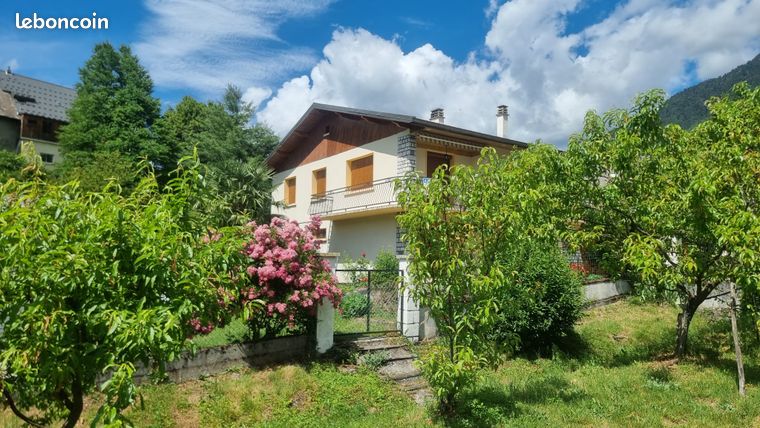 Villa 4 pièces 100 m²