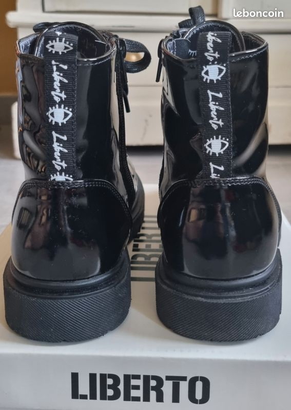 Bottes En Daim Noir Marque Liberto - Taille 39 - Occasion Très Bon état