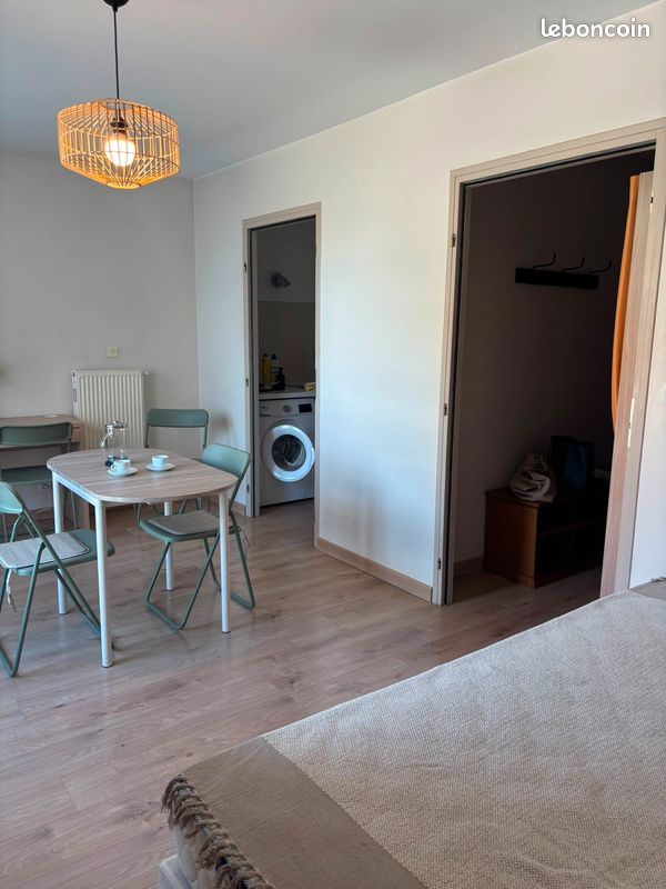 Appartement 1 pièce 33 m² · à Genas · 32,5 m² · 670 €/mois