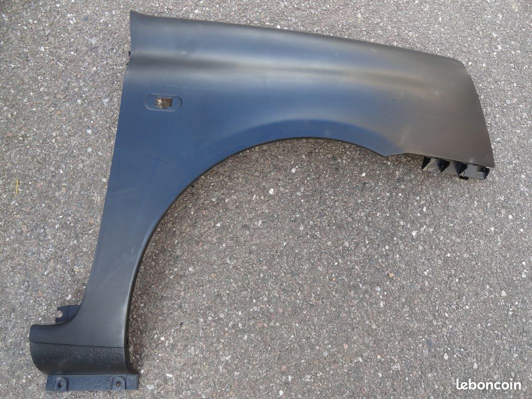 Aile avant droit Clio II 98 (image 1)