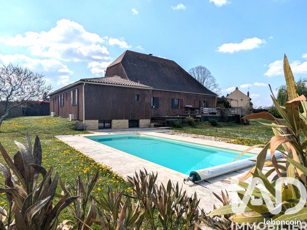 Propriété 8 pièces 270 m²