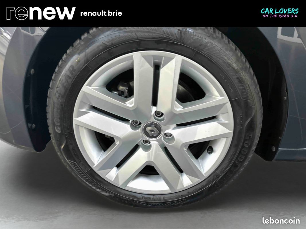 RENAULT Clio E-Tech 140 - 21 Business (image 14)