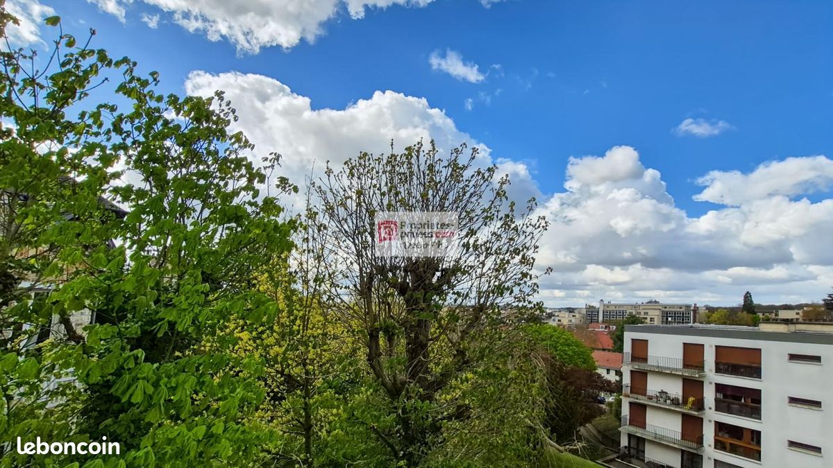 Appartement 5 pièces 152 m² · à Versailles · 152 m² · 760 000 €