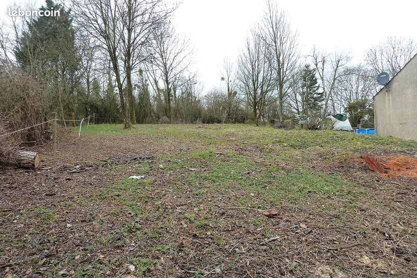 Terrain 927 m² Othis · 175 000 €