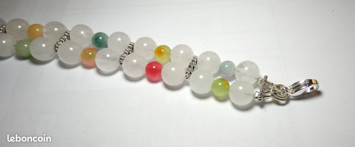 Bracelet pierres de jade blanche et teintées (image 7)