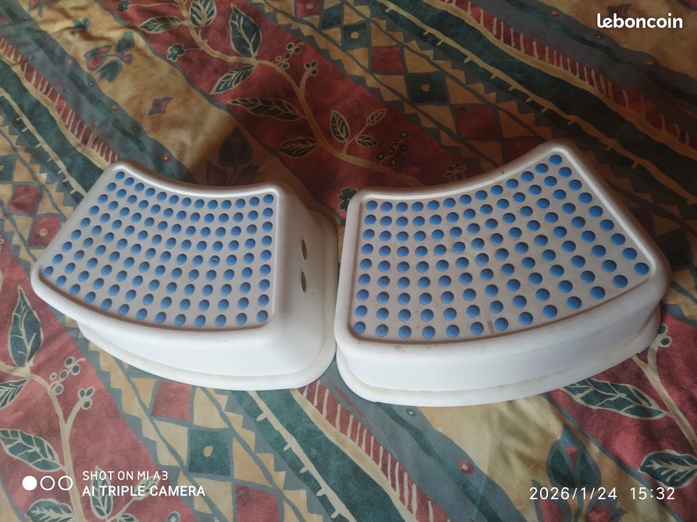 Marche-pieds pour salle de bain (image 1)
