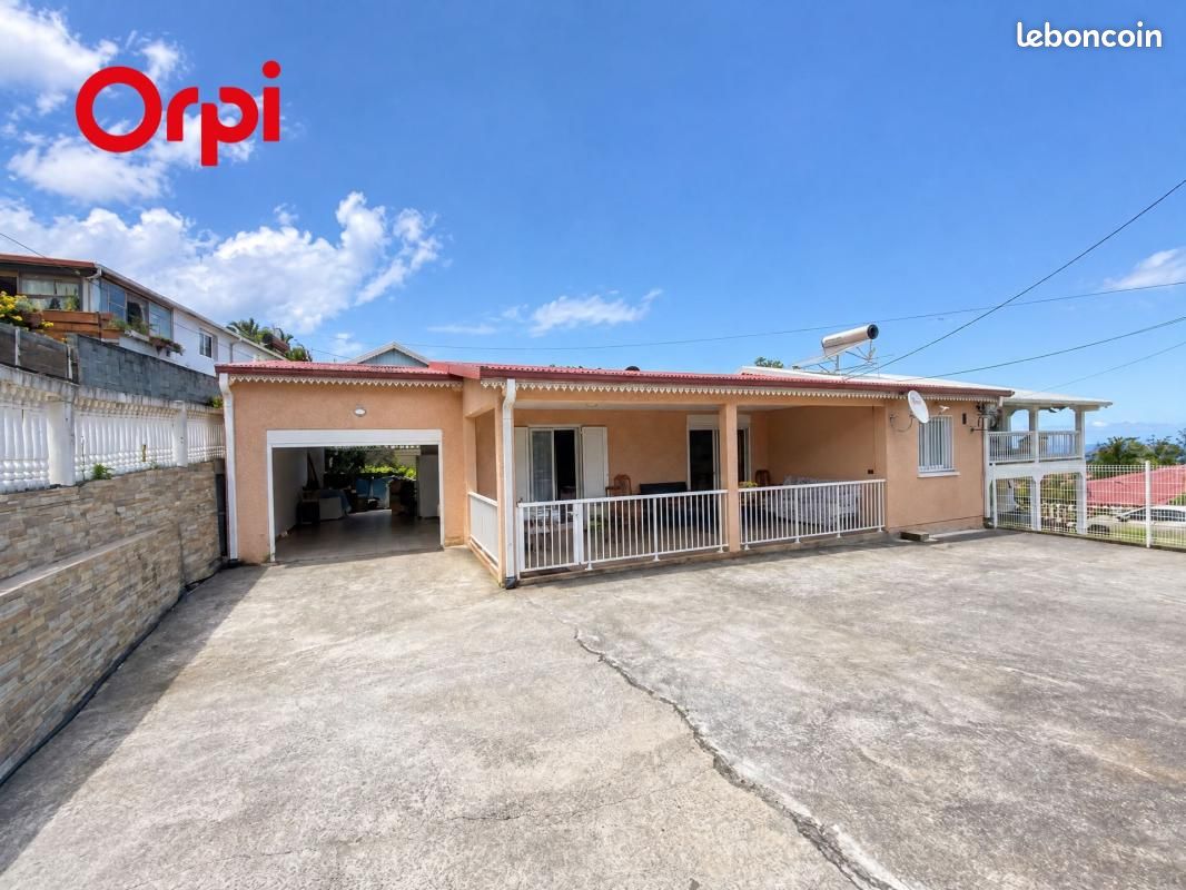 Maison 4 pièces 107 m² · à L'Étang-Salé · 107 m² · 331 000 €