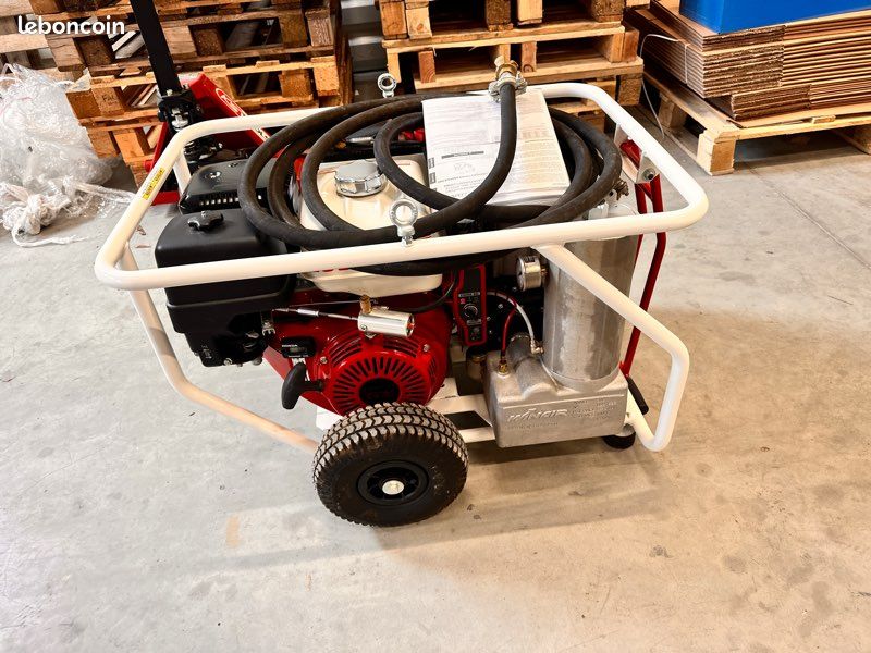 Compresseur à vis 1200 L/minutes (image 4)